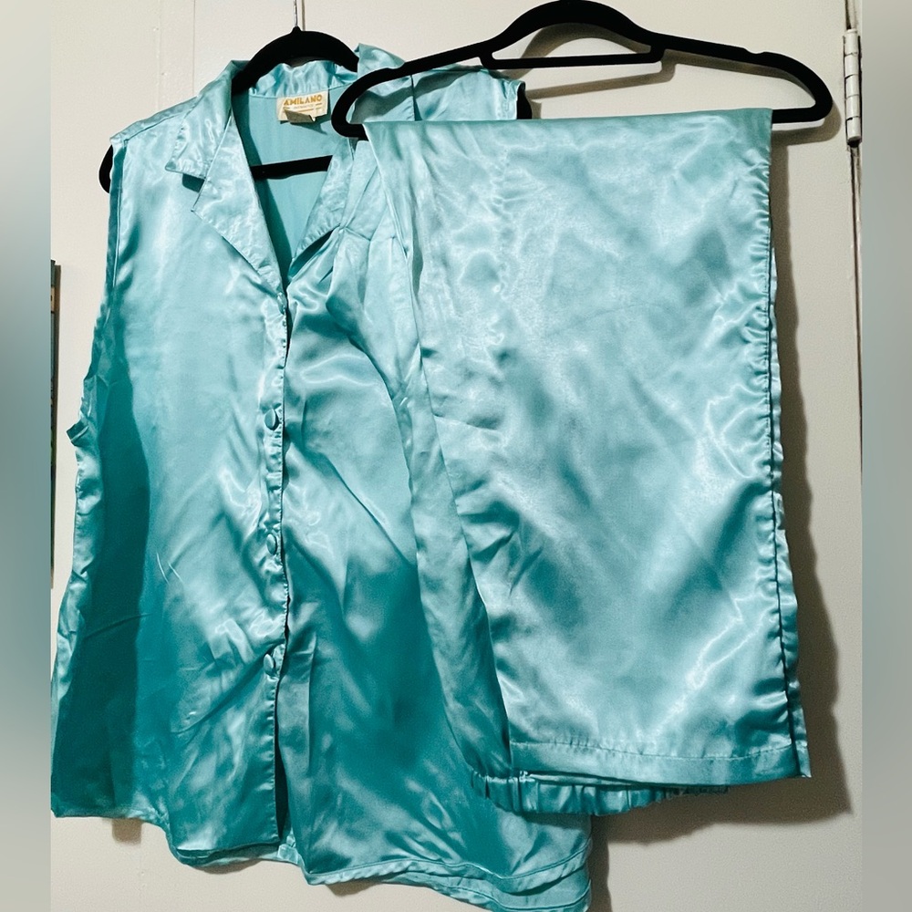 Vintage aqua colored Satin Pajama Set. Size 2X.